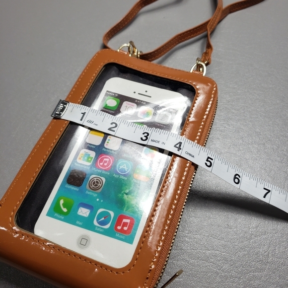 brown faux leather crossbody bag with 2 pockets and a phone pocket - Picture 9 of 12